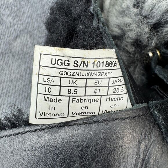 UGG Boots Womens Size 10 Black Pom Pom Shearling Leather Suede Winter 1018605 - Picture 10 of 10